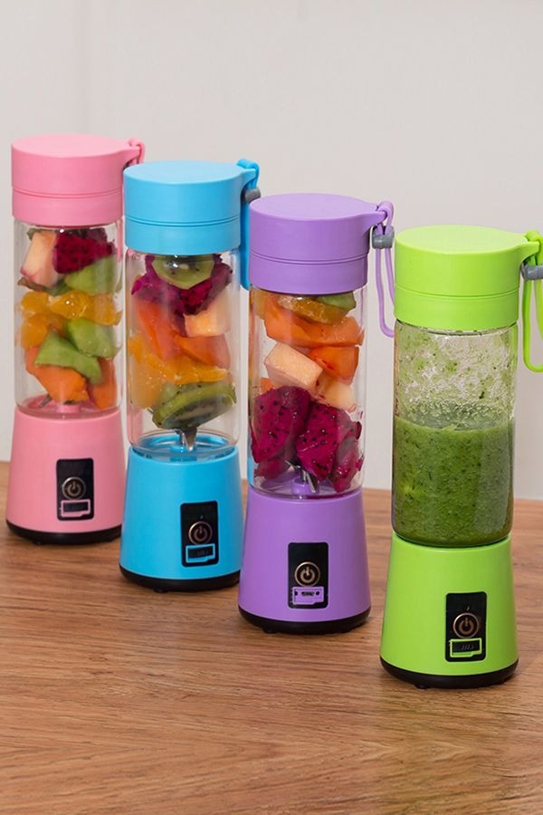 Rechargeable Portable Mini Juicer Blender – 6 Blades, 380ml Outdoor Juicing Cup [Random Color]